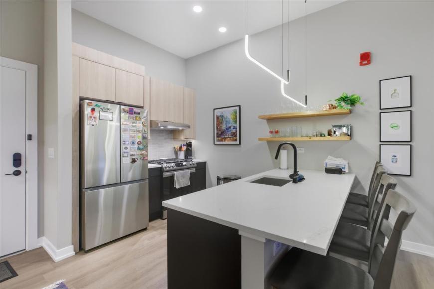 3217 North Clark – photo 3