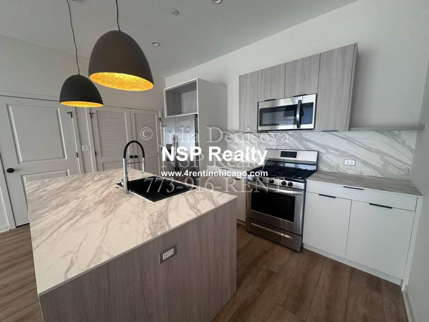 3207 Narragansett – photo 1