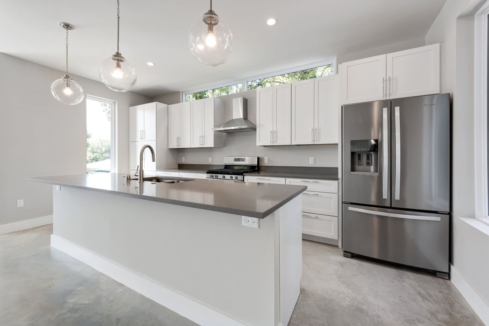 Ut Pre Lease 2018 Construction 6 Br 5 Ba North Campus Walk To Ut Designer Finishes Chef S Kitchen – photo 1