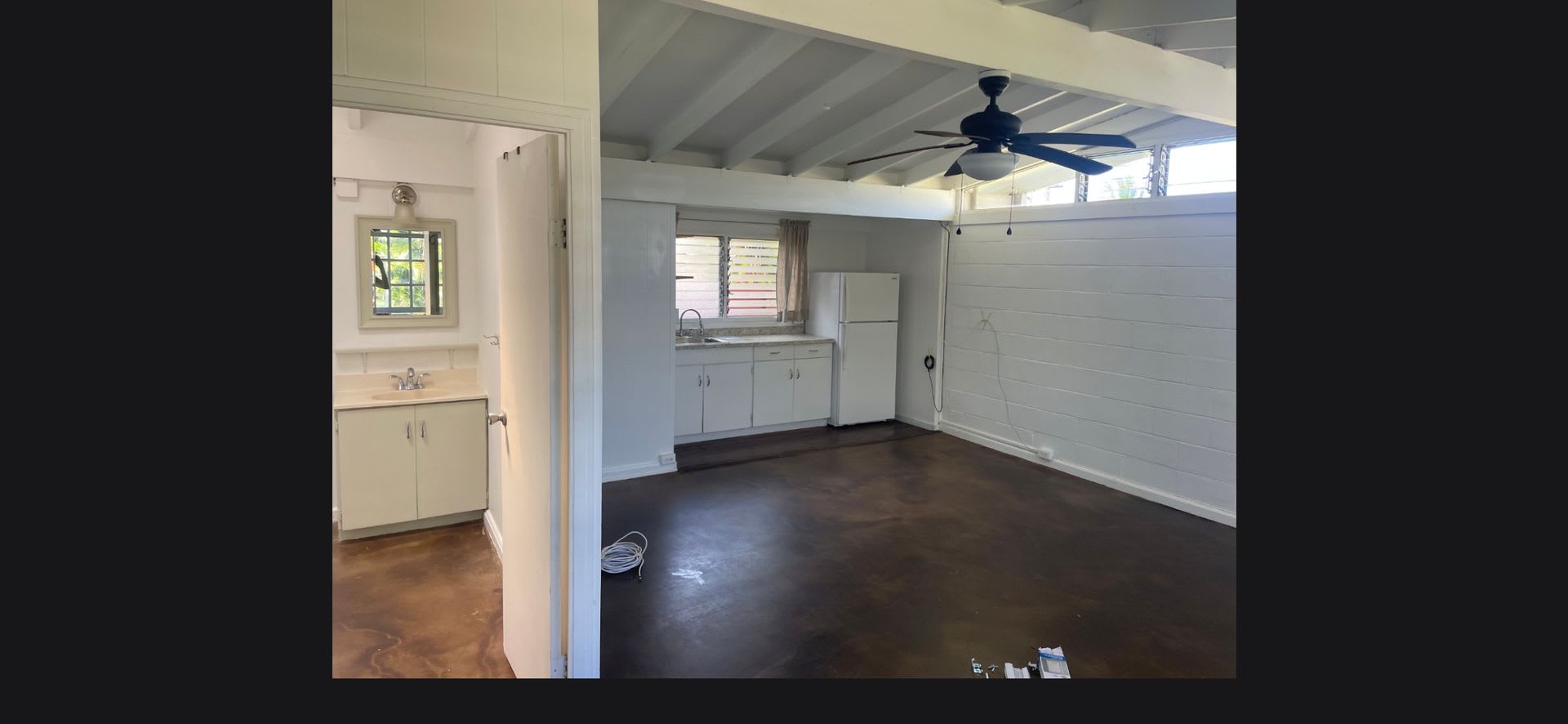 Quiet Studio, 1ba Water & Electric included $1700 – photo 2