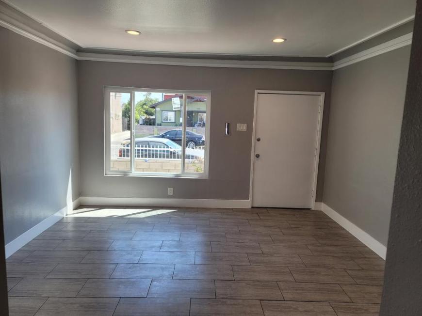 1127 E 21st Street – photo 3