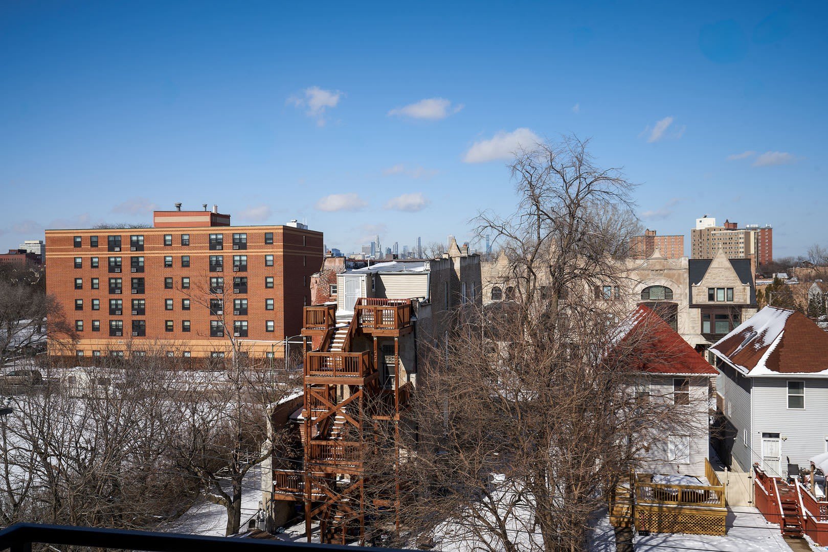 926 E 43rd Street – photo 2