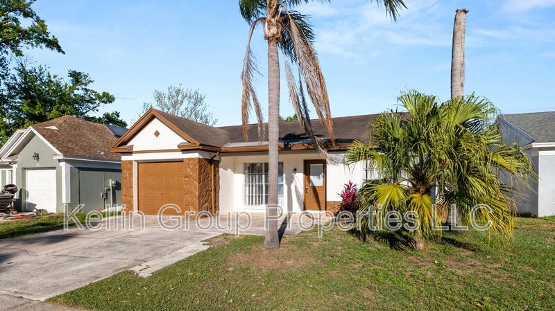 303 Regal Park Dr – photo 4