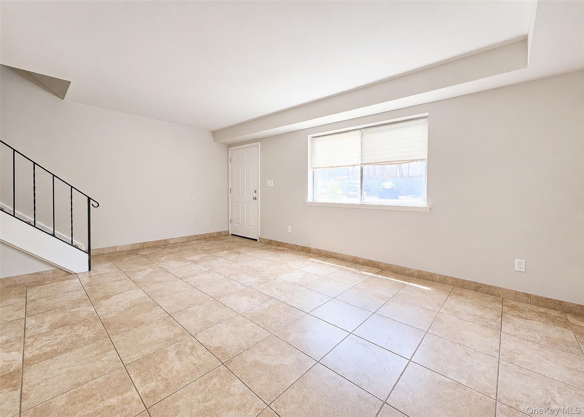 136 Hill Crescent – photo 3