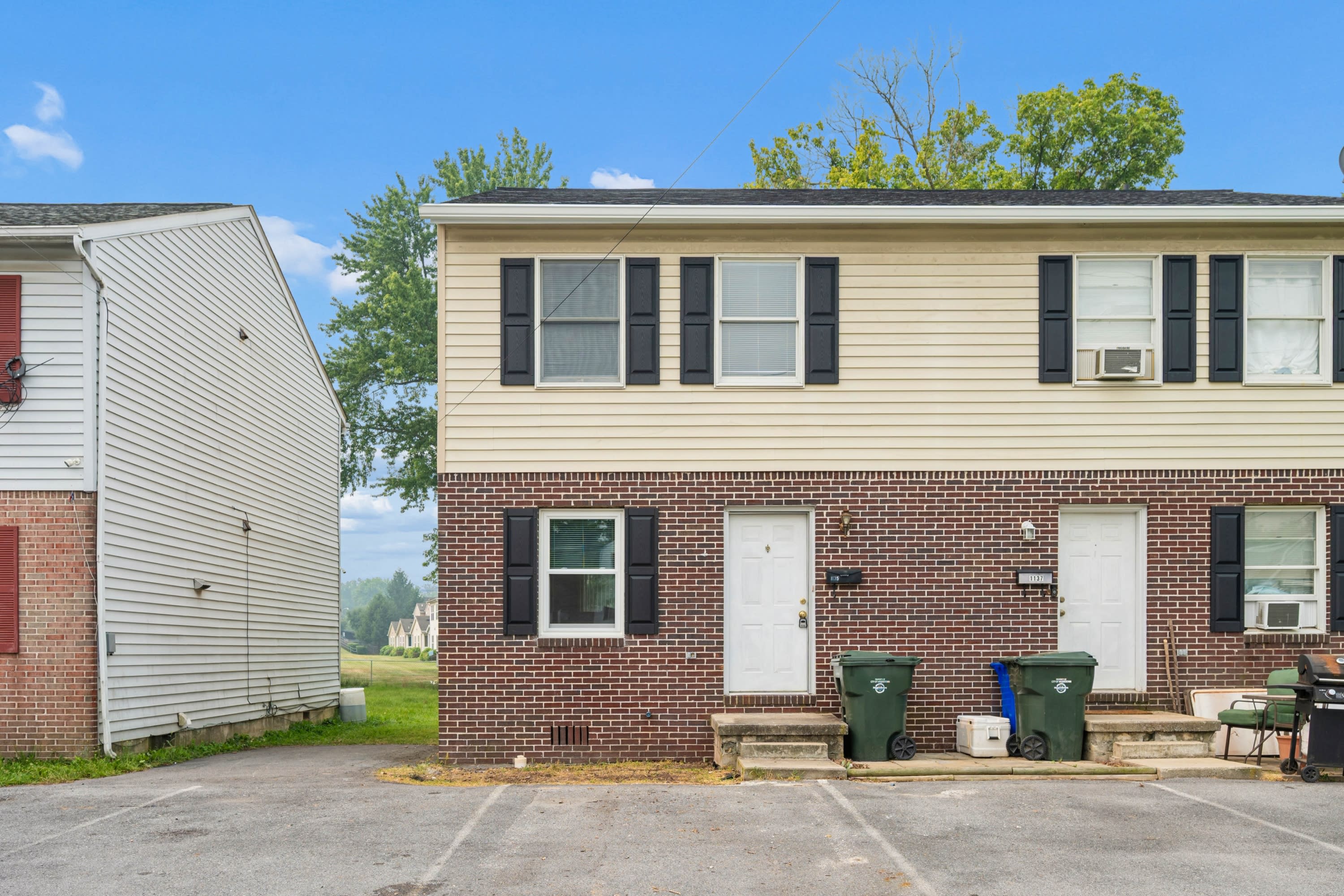 1135 West Washington Street – photo 2