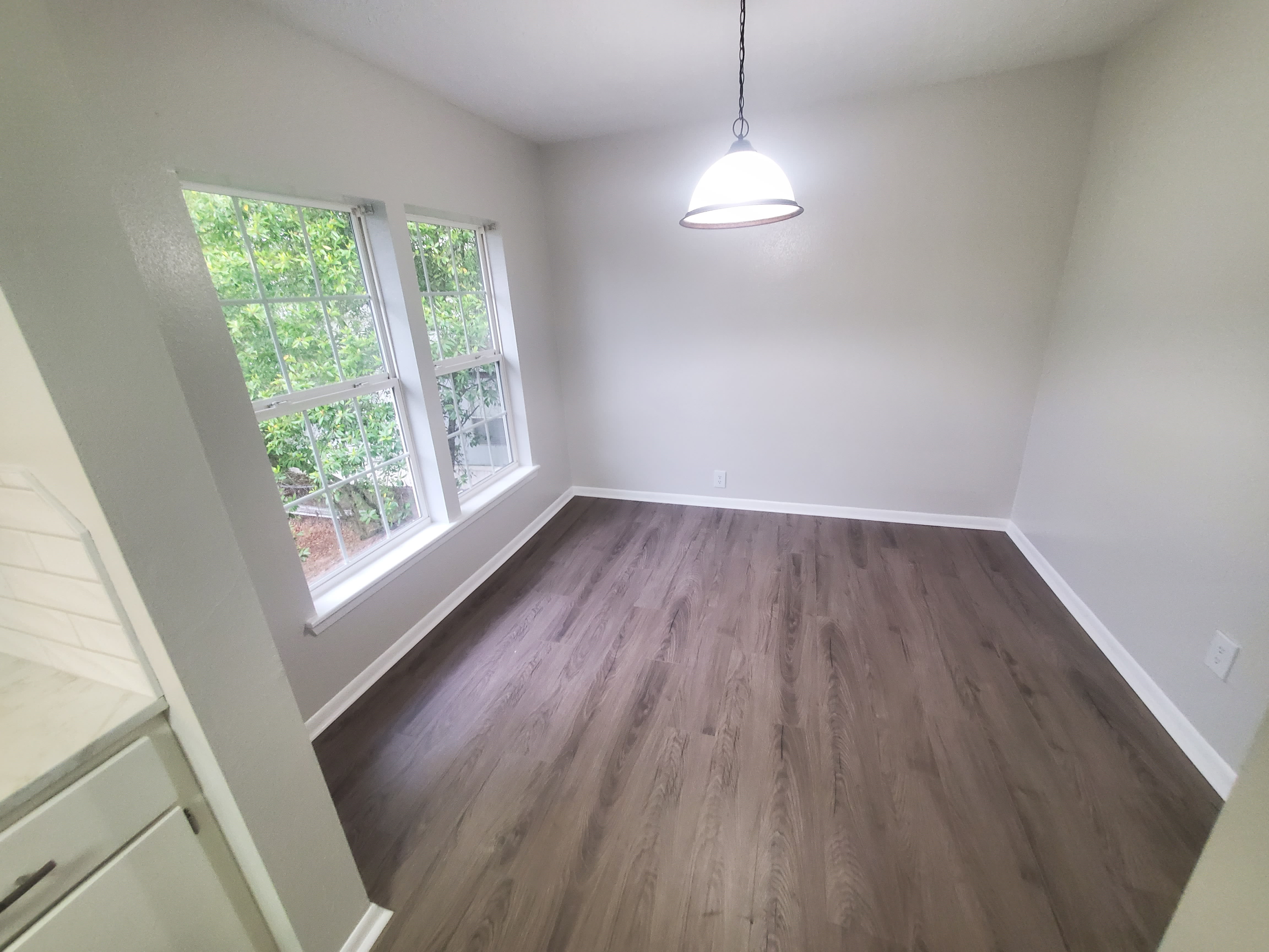 406 West Abbey Street – photo 4