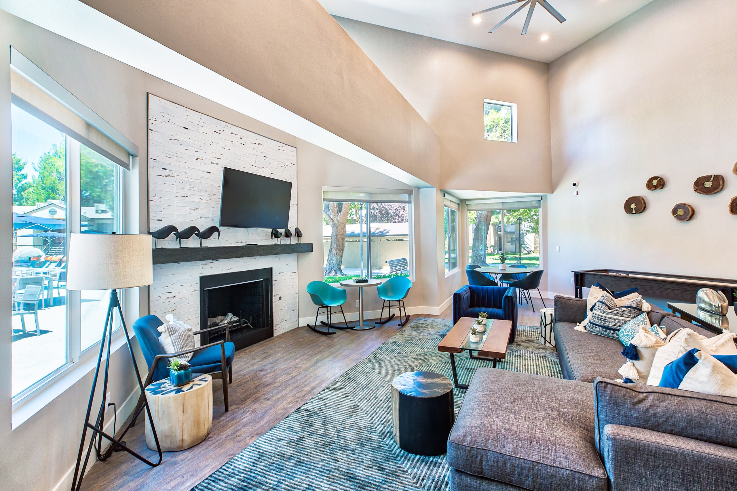 Mountain Vista Apartments – photo 2