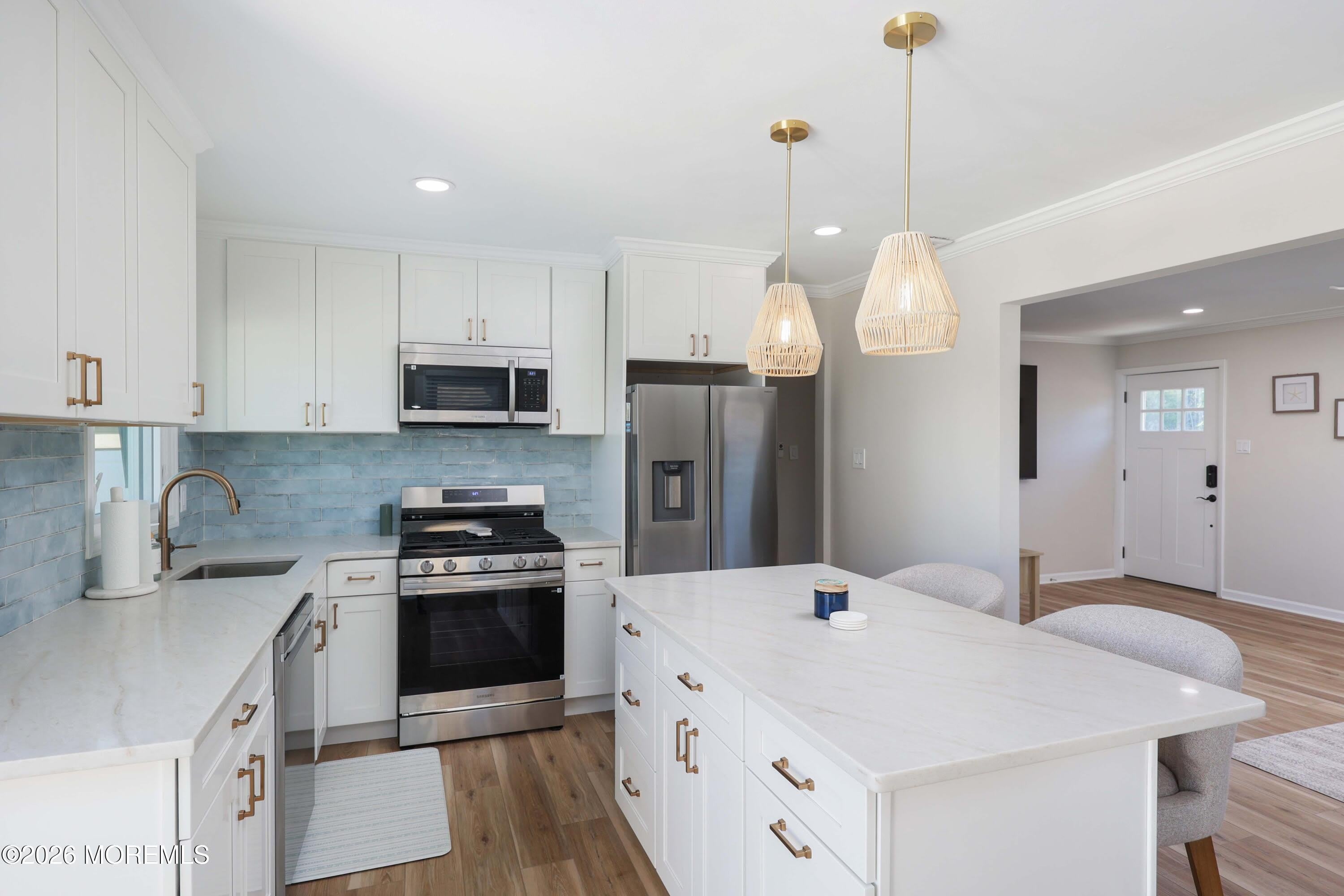 1345 Bay Avenue – photo 5