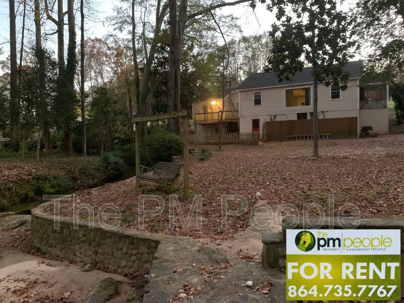 303 McBee Ave – photo 4