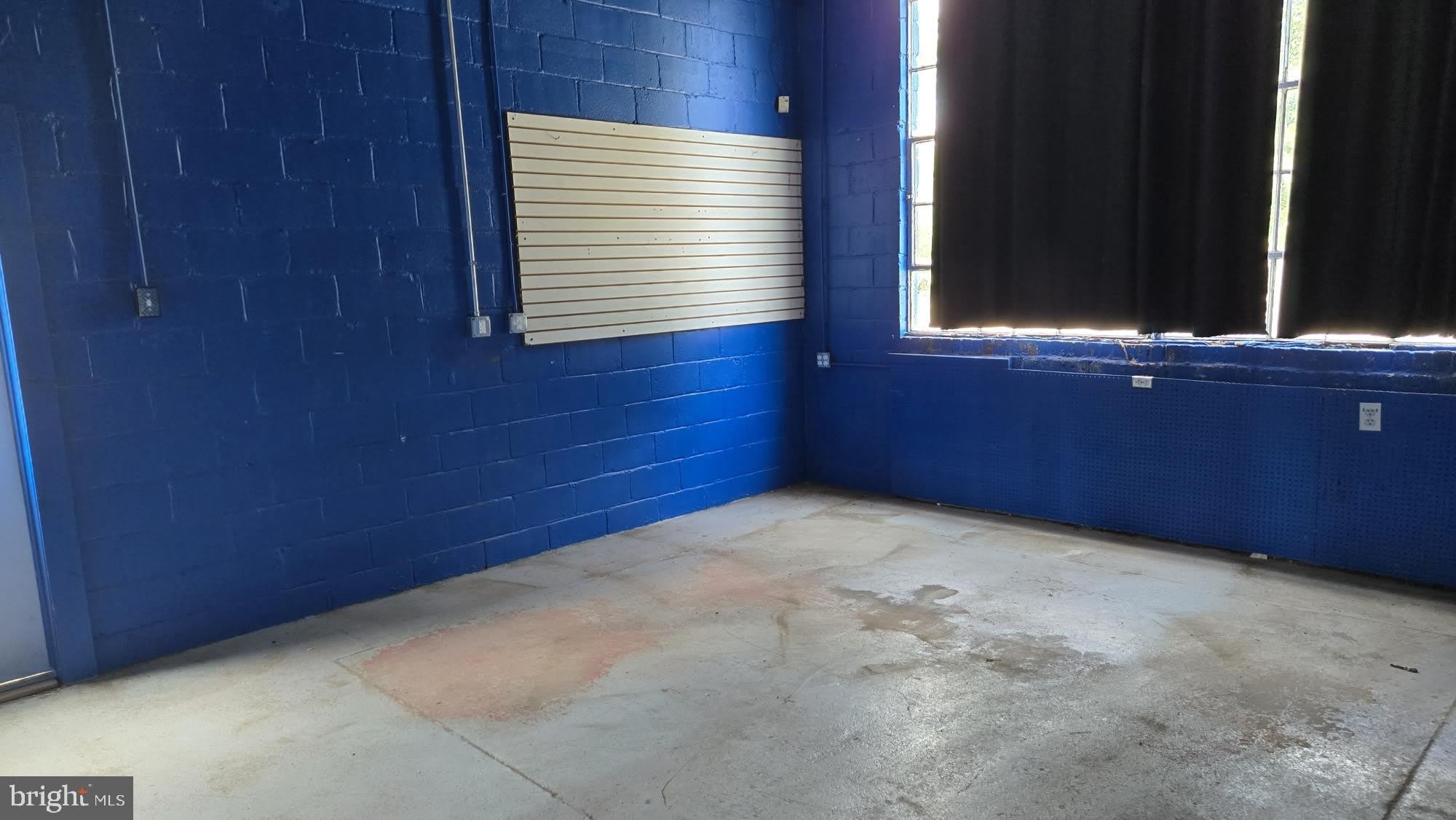 541 KINGS HIGHWAY – photo 5