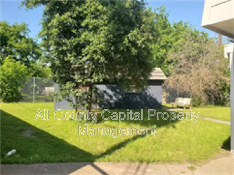 302 Carmen Ct – photo 5