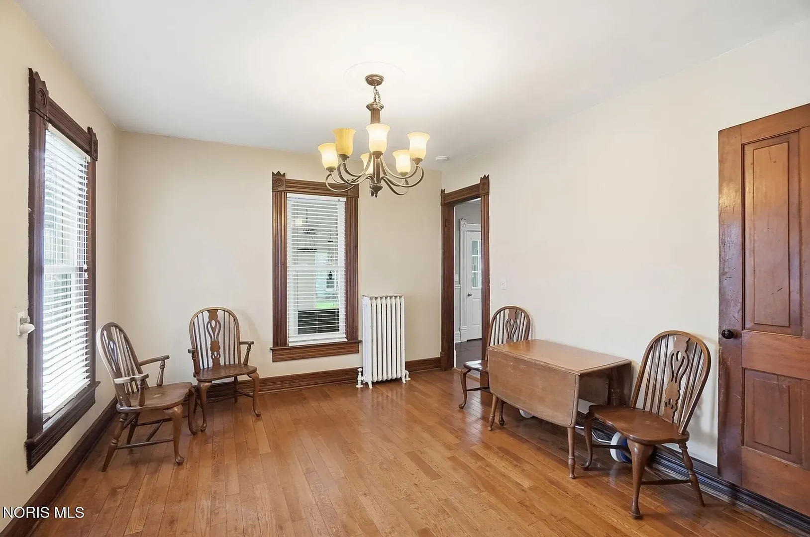 Beautiful home on West Wooster in Bowling Green – photo 4