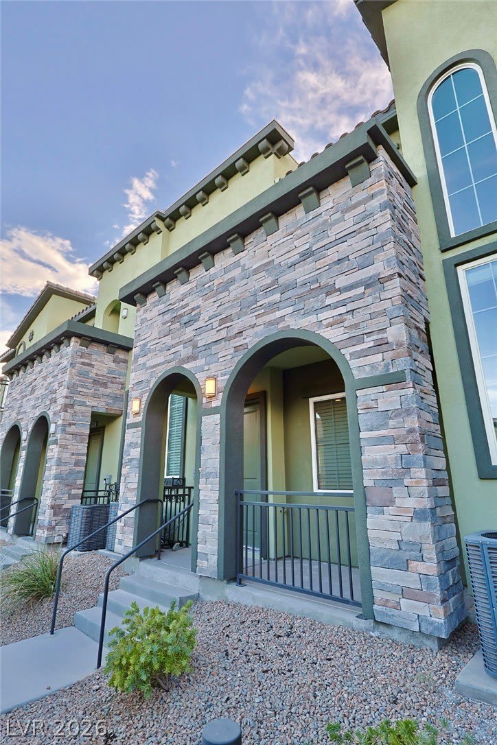 6444 Spring Jog Street – photo 4