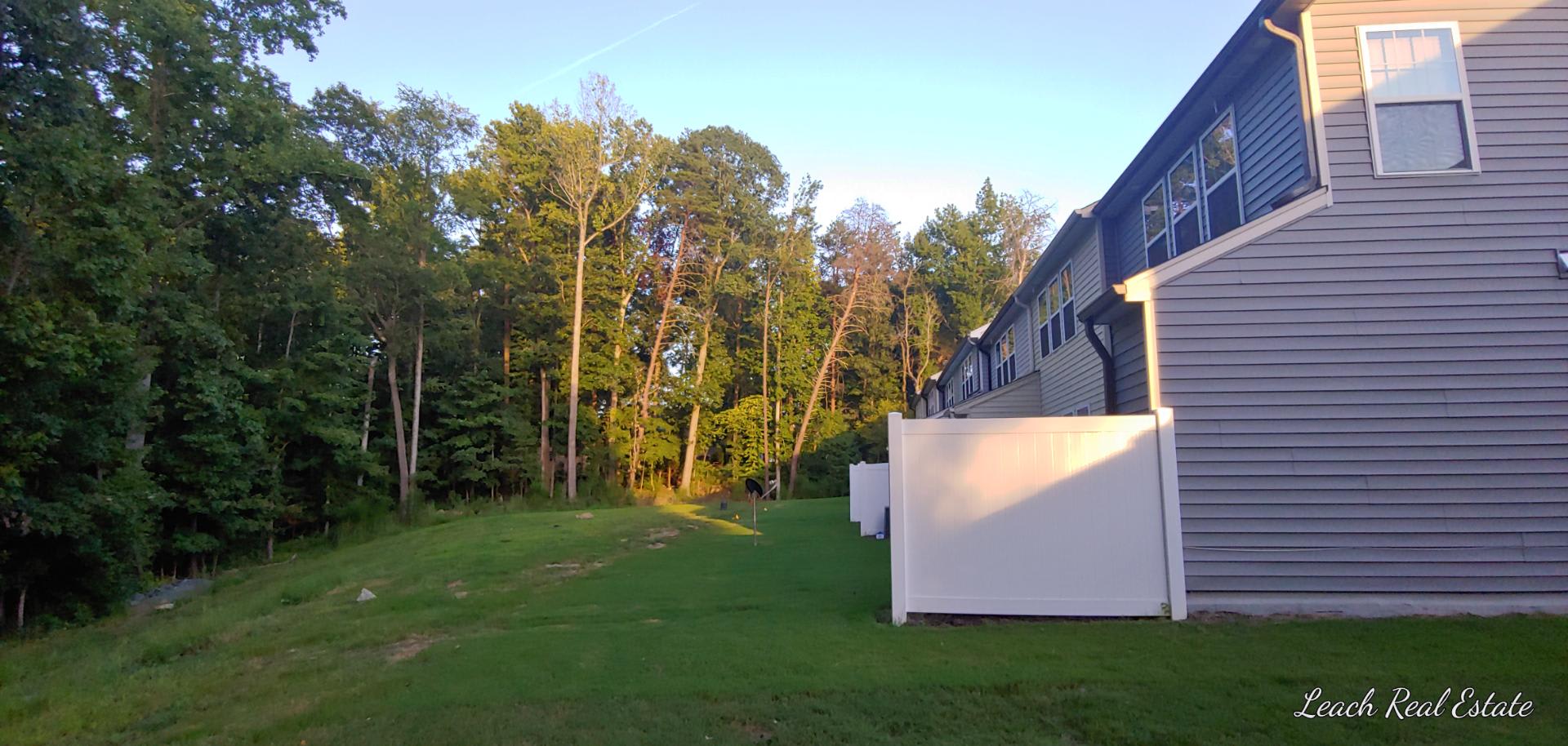 1033 Coldstream Dr – photo 2