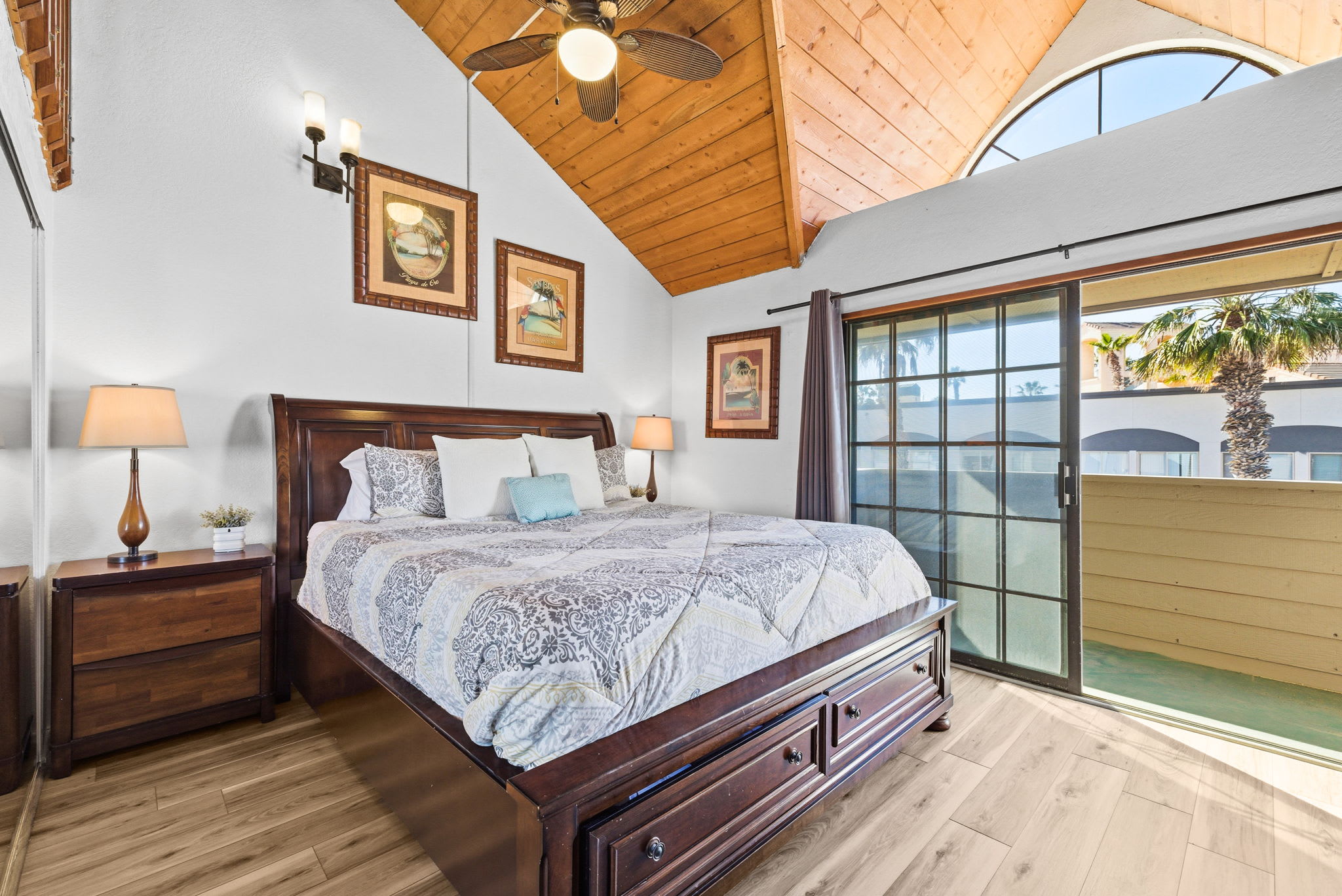 731 Seacoast Dr – photo 3