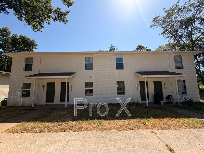 506 N Betty Jo Drive – photo 1