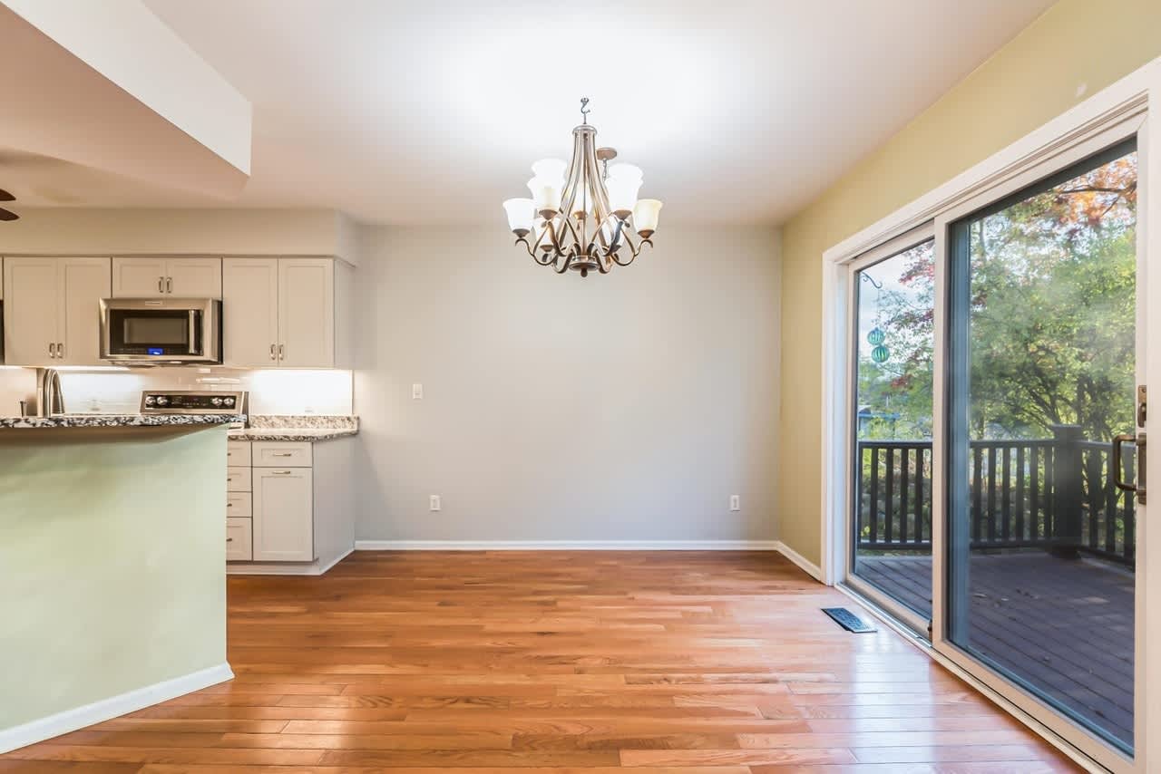 2434 Mulberry Ct – photo 4