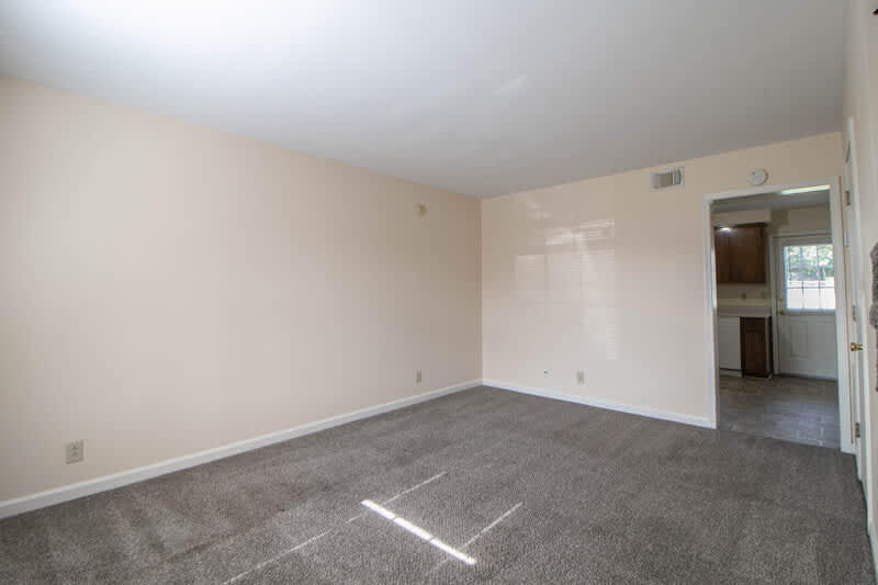 371-3 Peabody Drive – photo 3