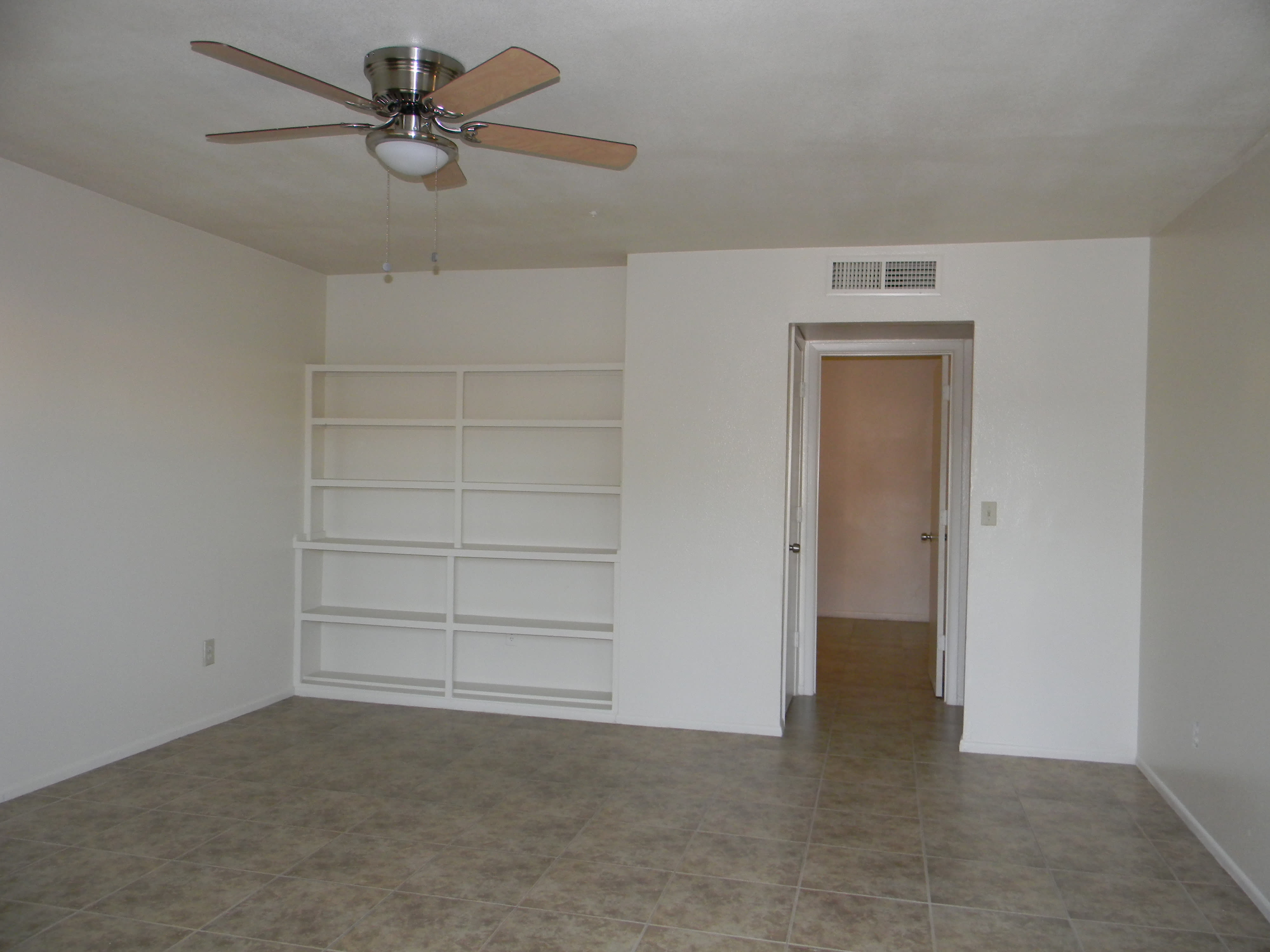 13230 North 21st Pl – photo 2