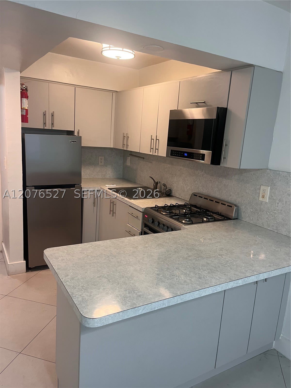 6250 Bird Rd – photo 4