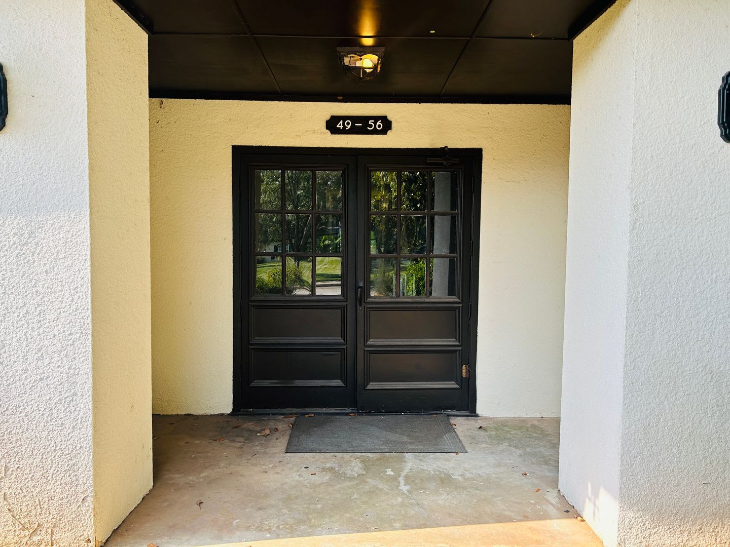 Wow! Newly renovated 2 bedroom 2 bathroom unit in Lithonia. Must see! – photo 3