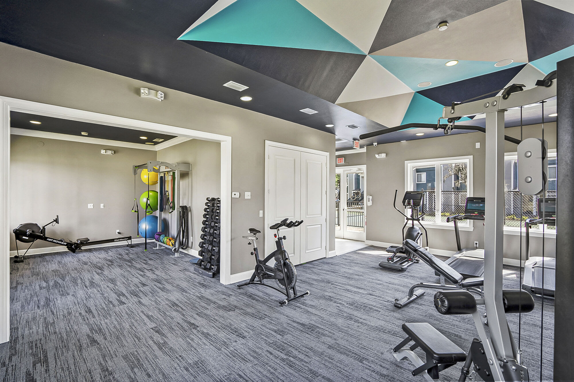 The Club at Town Center – photo 4