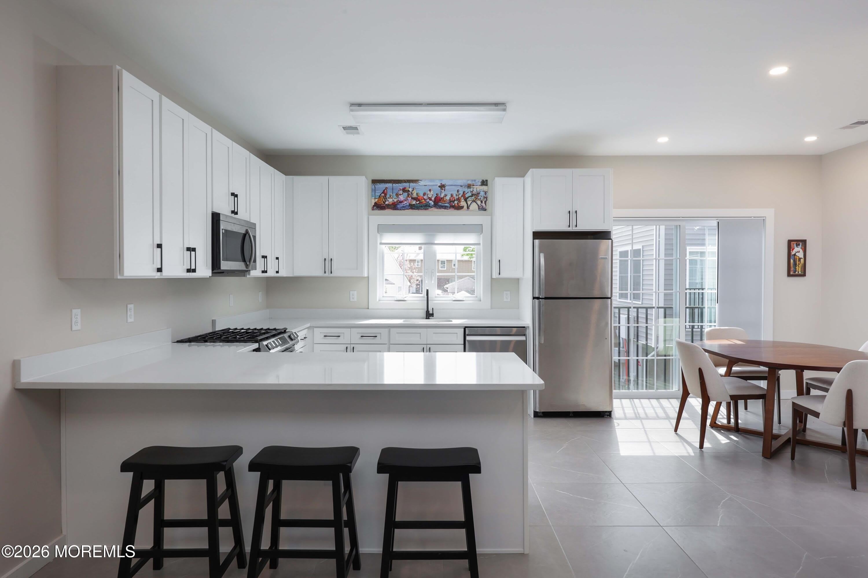 333 First Street – photo 5