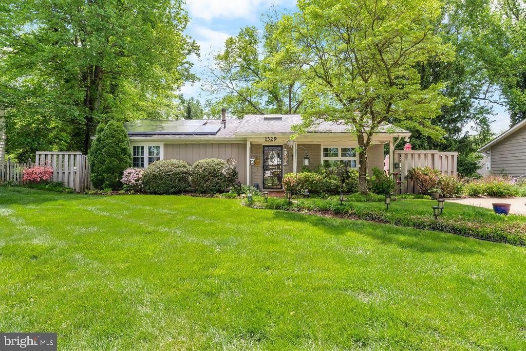 1329 Gresham Road – photo 1