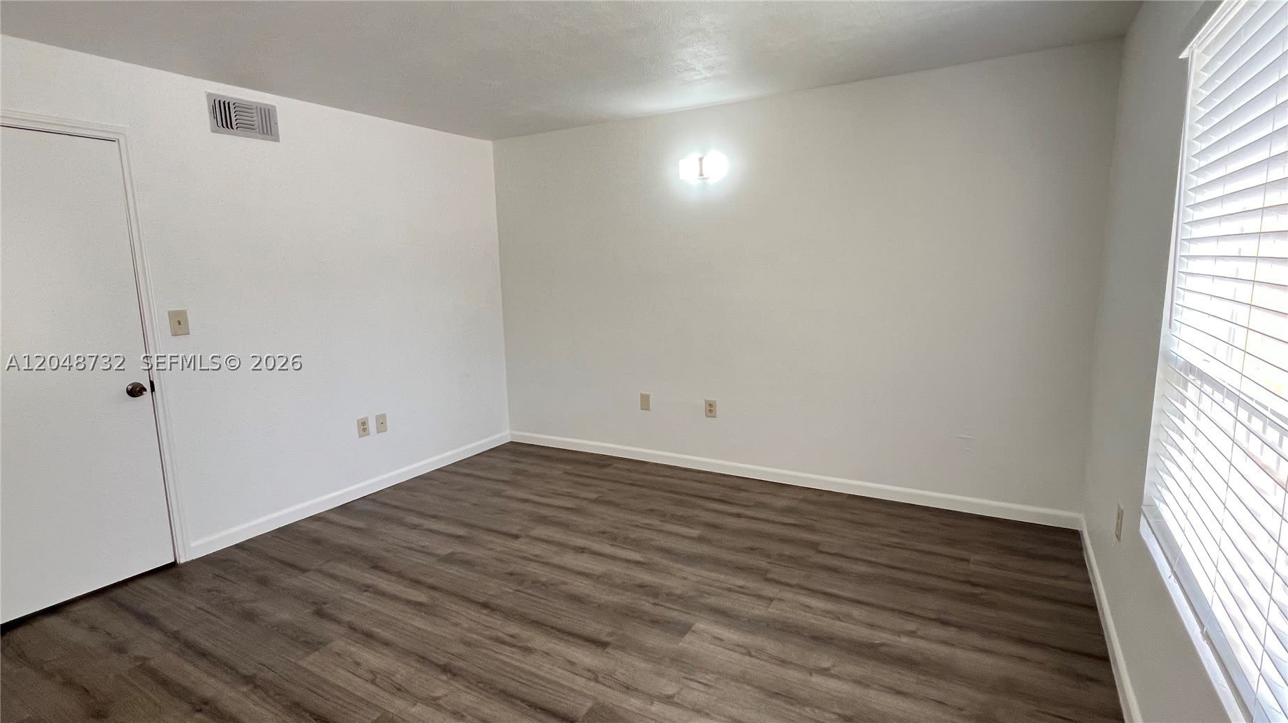 2485 Nw 33Rd St – photo 2
