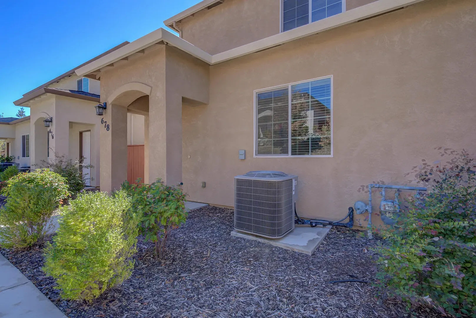Highland Park 4 Bedroom – photo 1