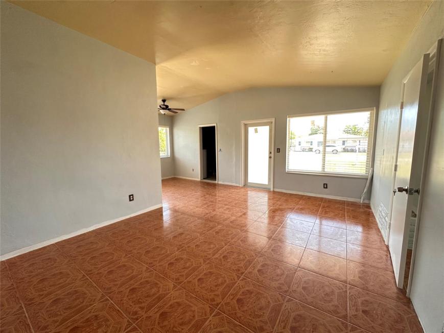17150 NE 4th Pl – photo 5