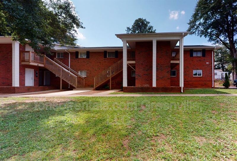88 West Park Drive H – photo 1