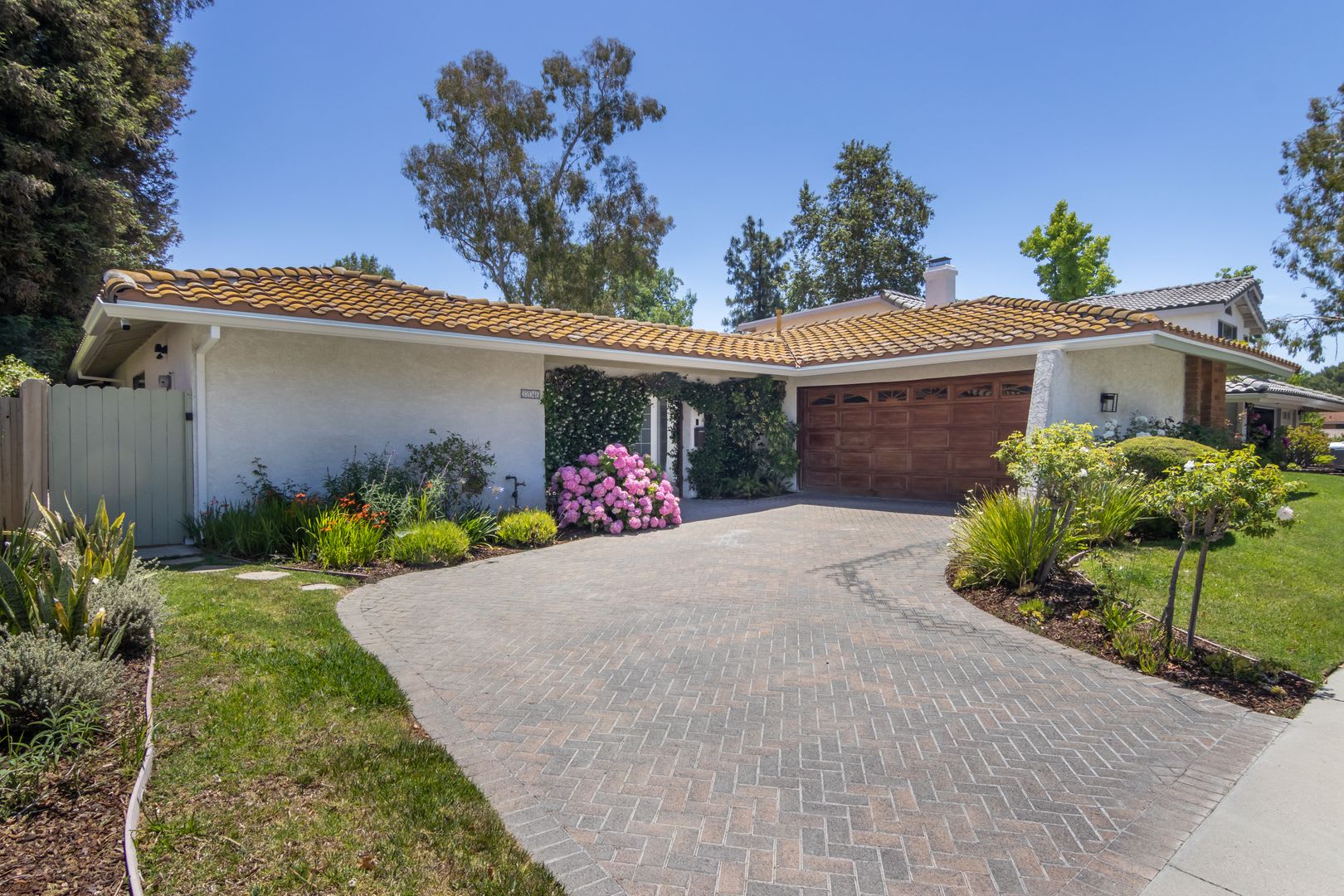 Beautiful First Neighborhood home! – photo 2