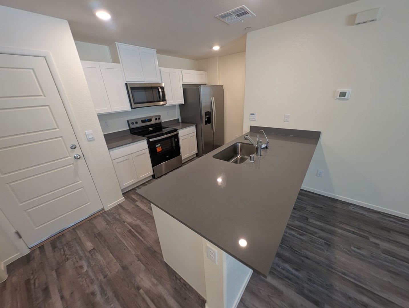 7377 Joanna Brook St – photo 4