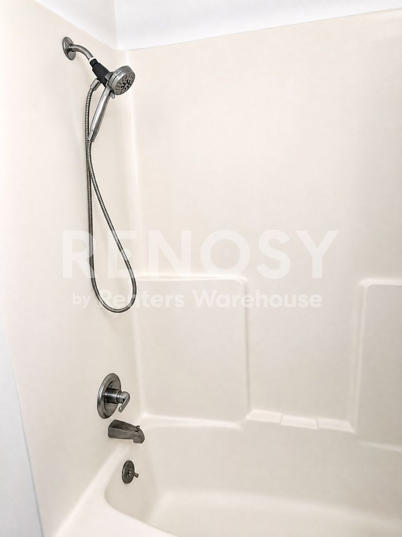 2BD/1BA Townhome in Plymouth Available Now! – photo 5