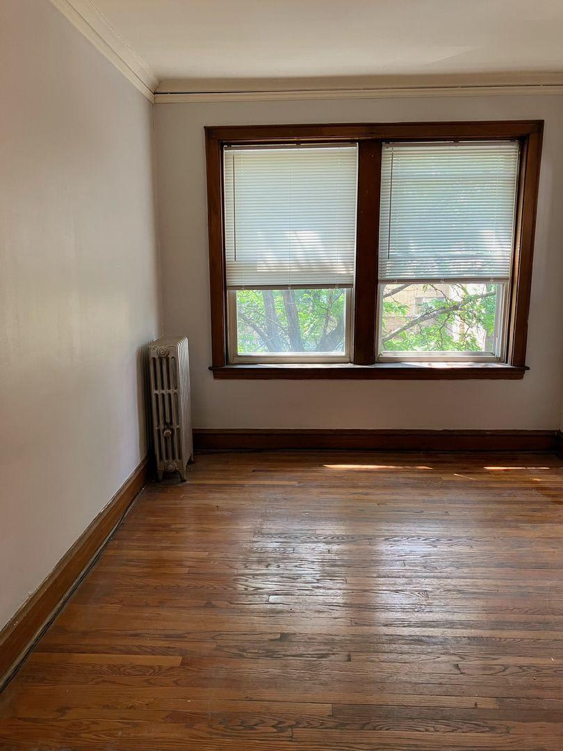 4830 West Addison St – photo 4