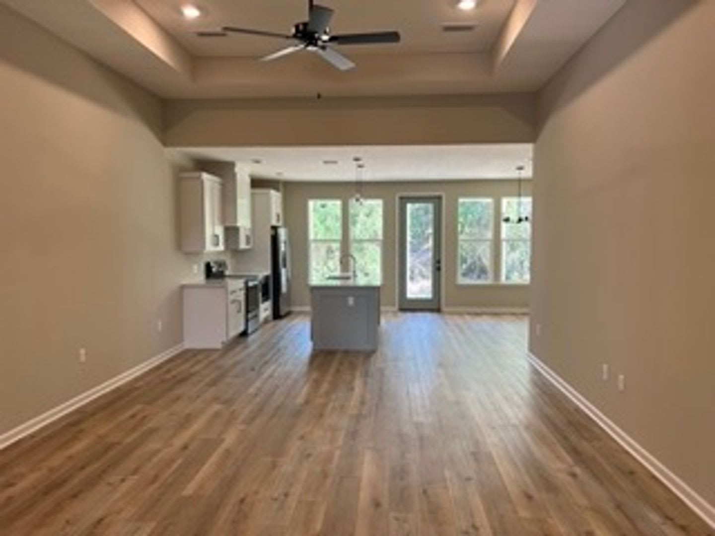 Single-Family House for Rent – photo 3