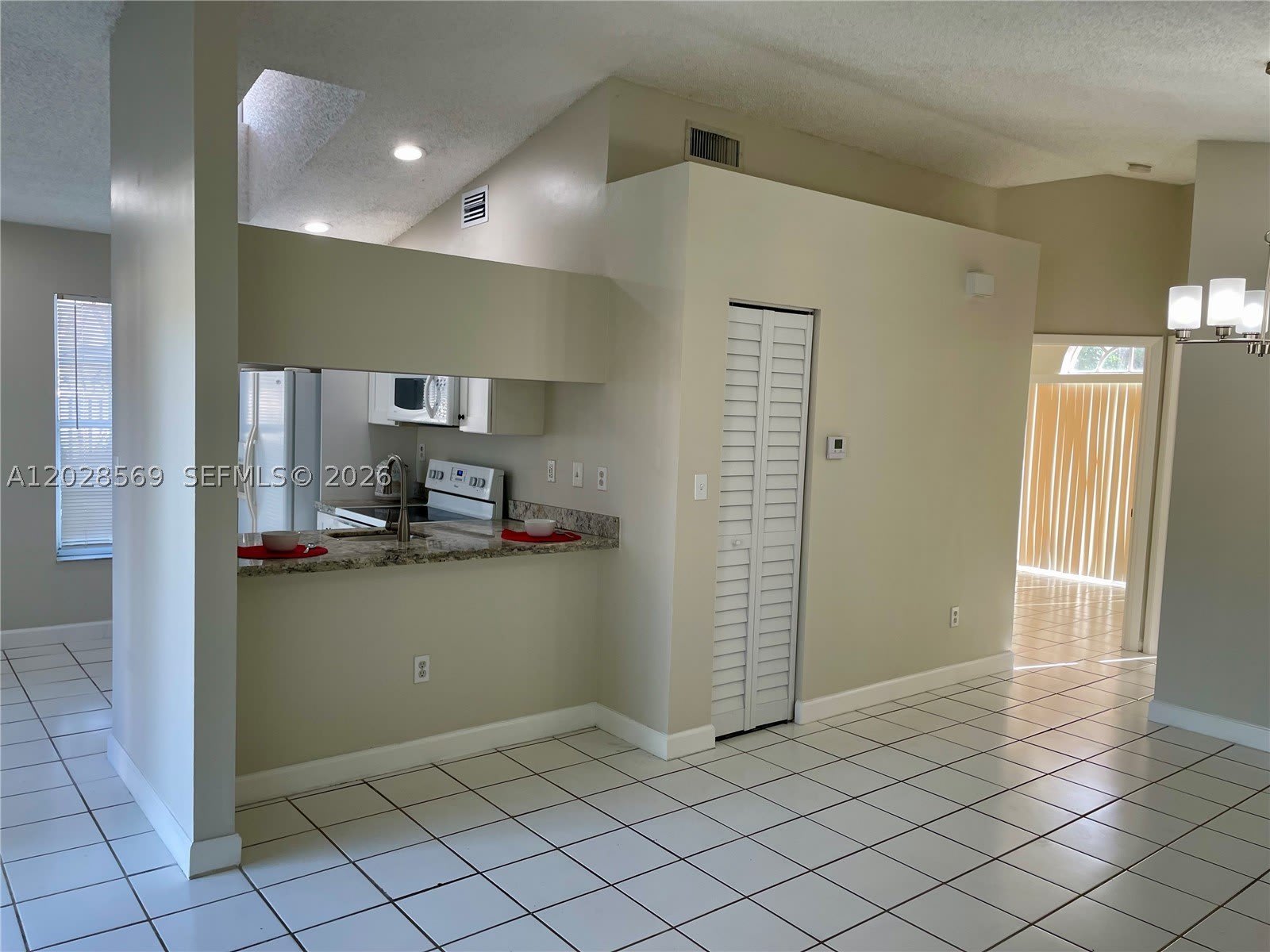 11050 SW 152nd Ct – photo 2