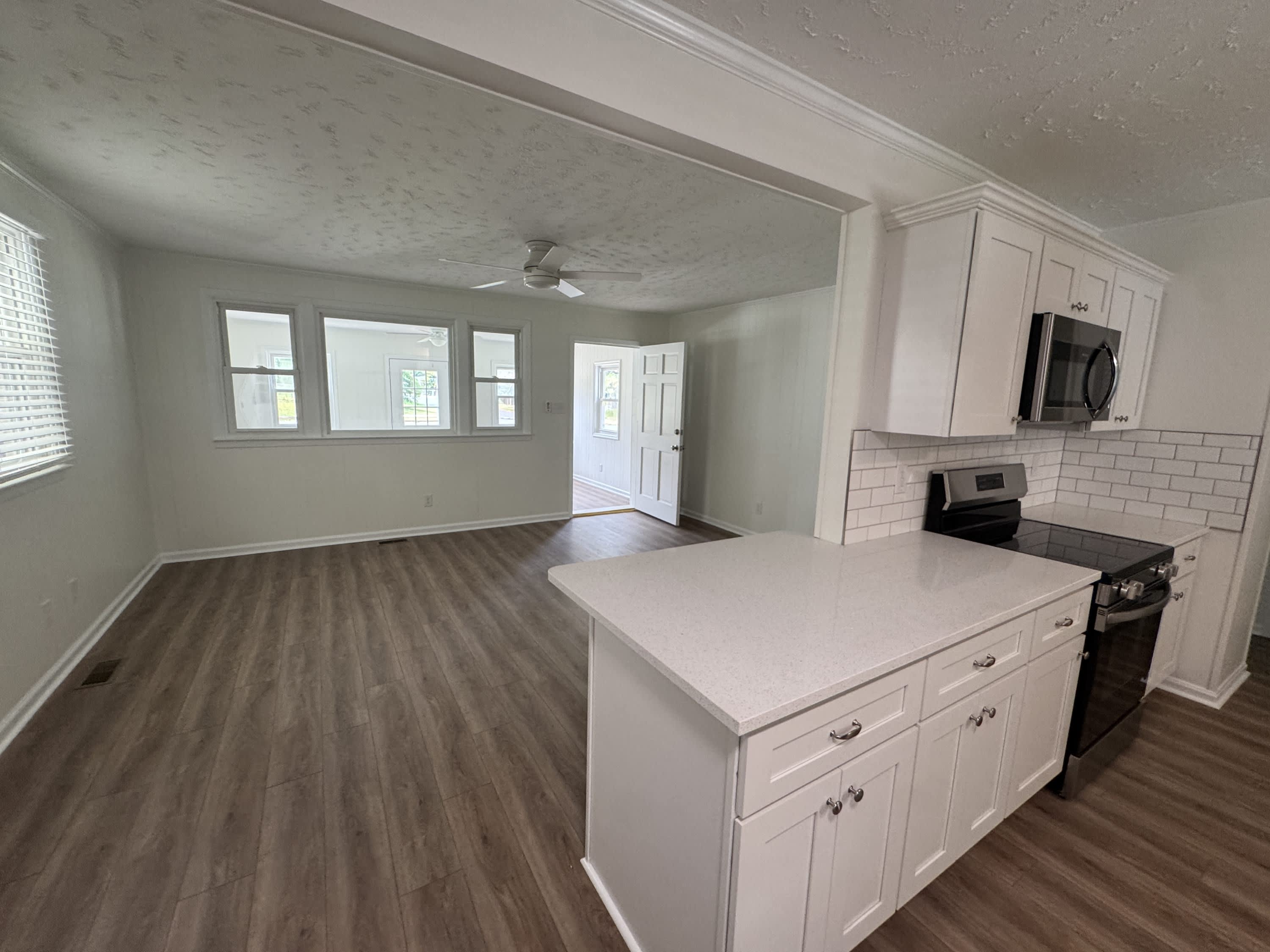 208 Regalwood Drive – photo 5