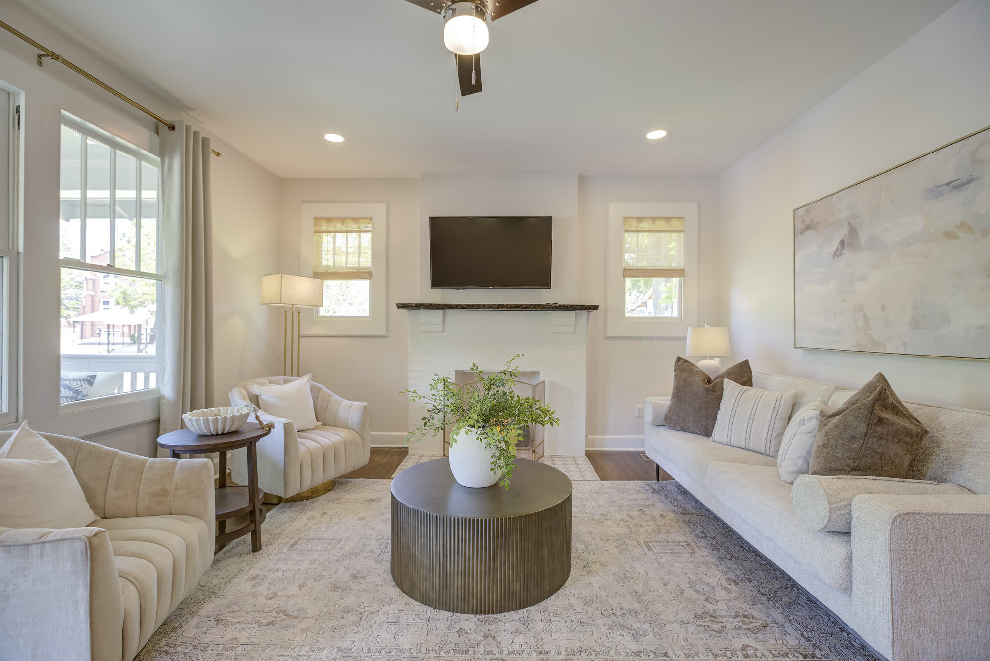 1613 South Mint Street – photo 1