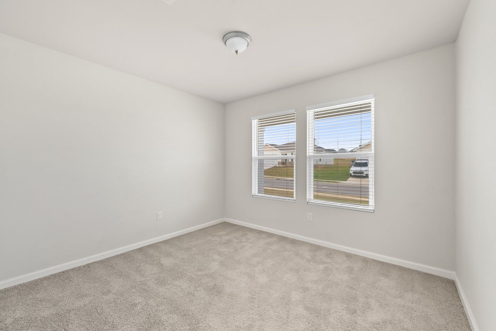 664 Whispering Creek Ave – photo 4