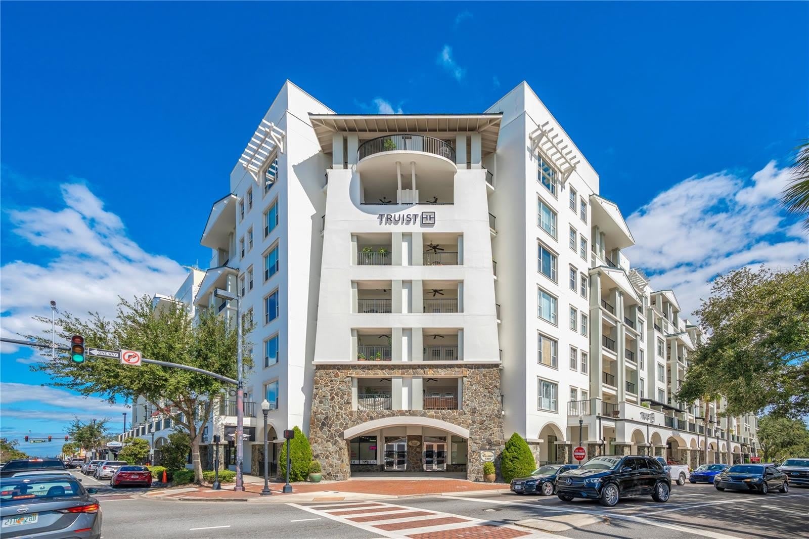 630 VASSAR Street – photo 1