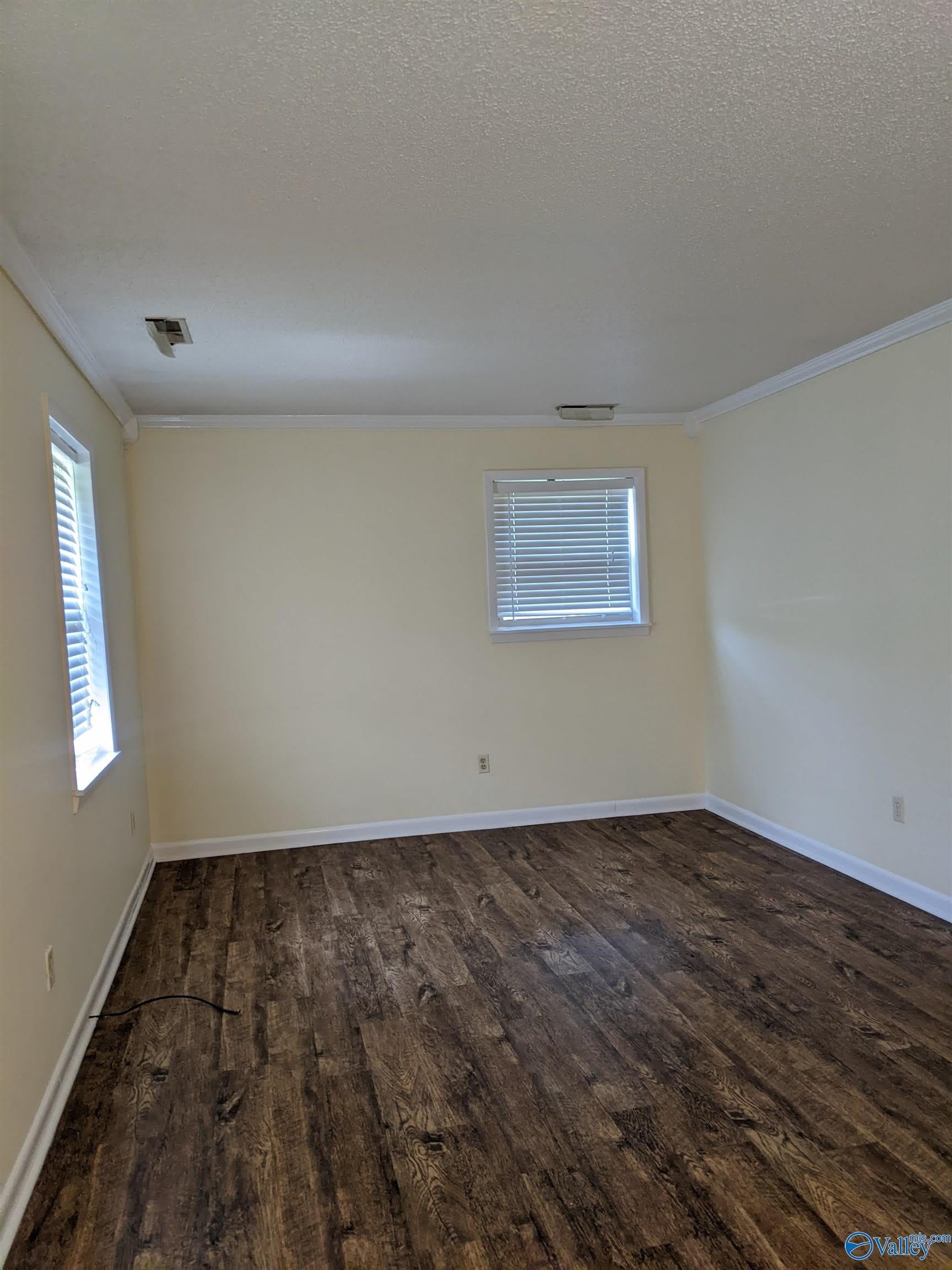 14021 Wyandotte Drive – photo 2