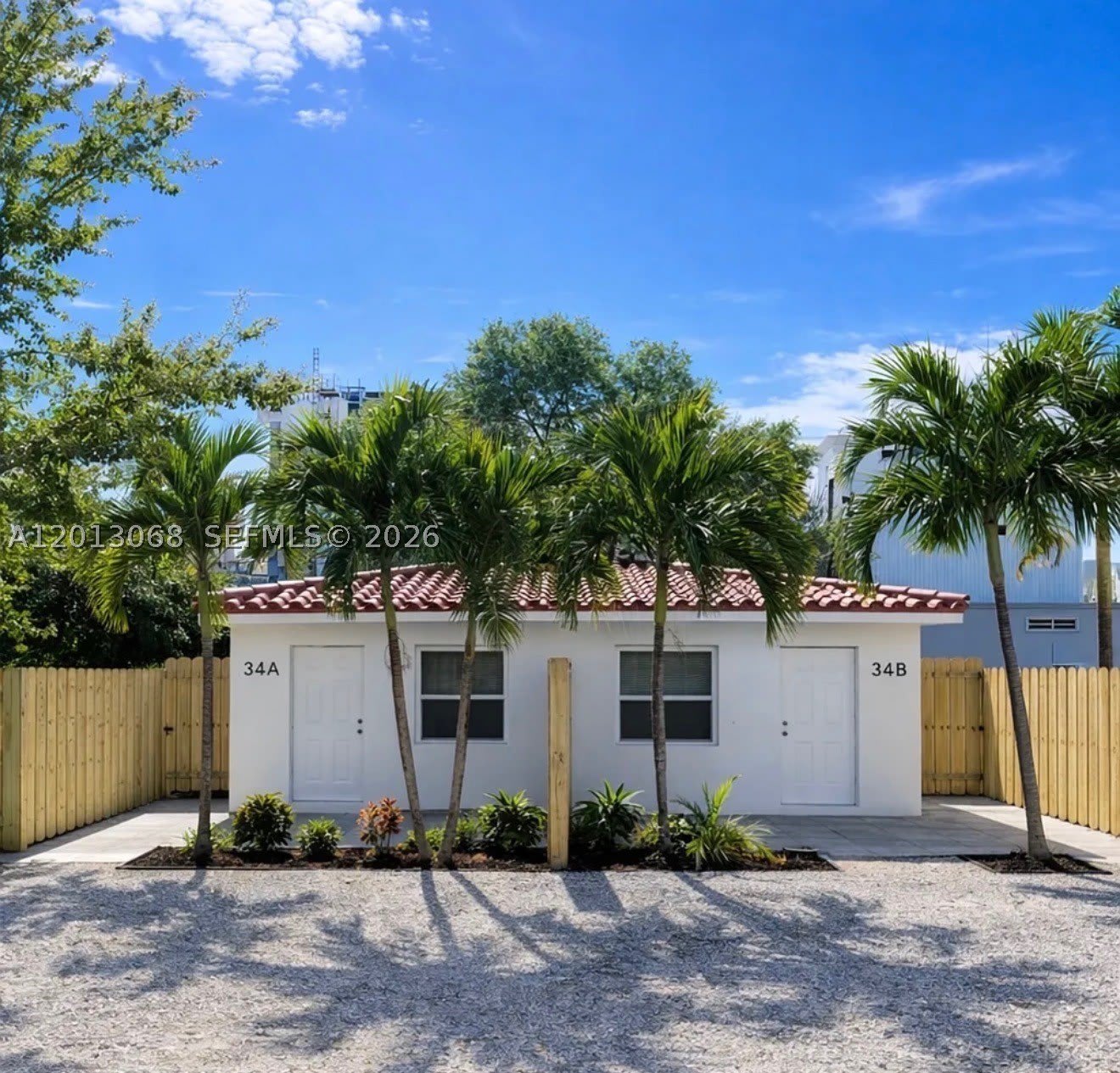 34 SE 1st Ave – photo 1