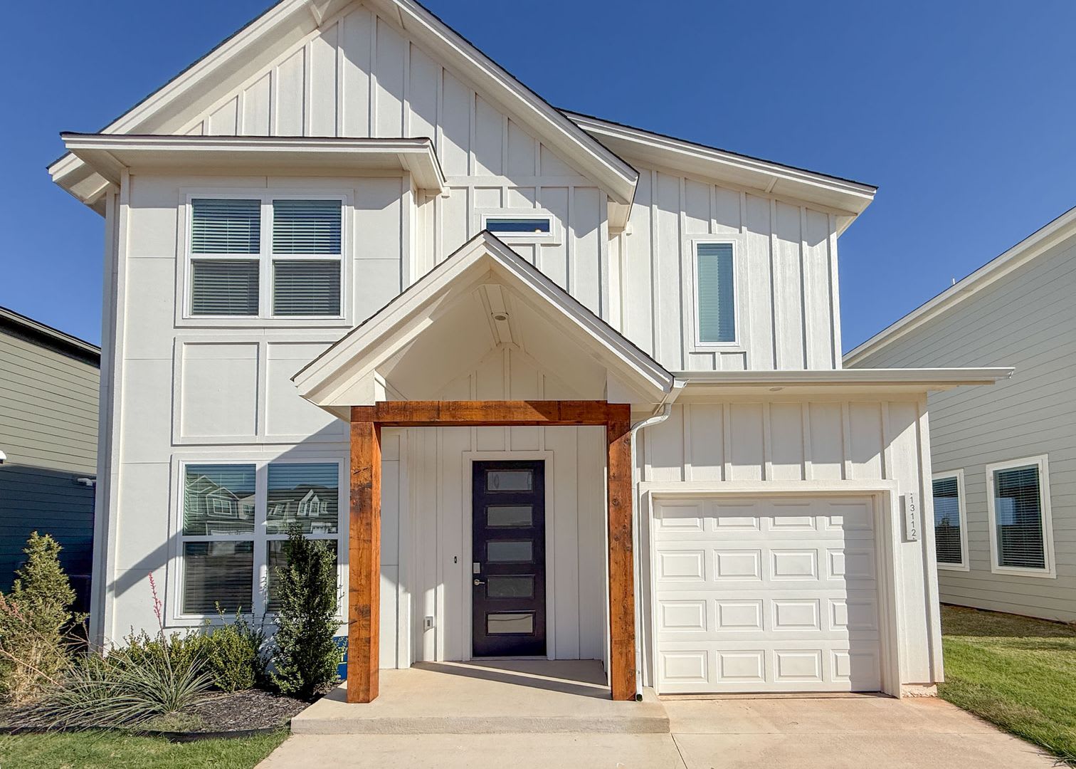 2025 Built Modern 3-Bedroom Home in Highland Pointe – photo 1