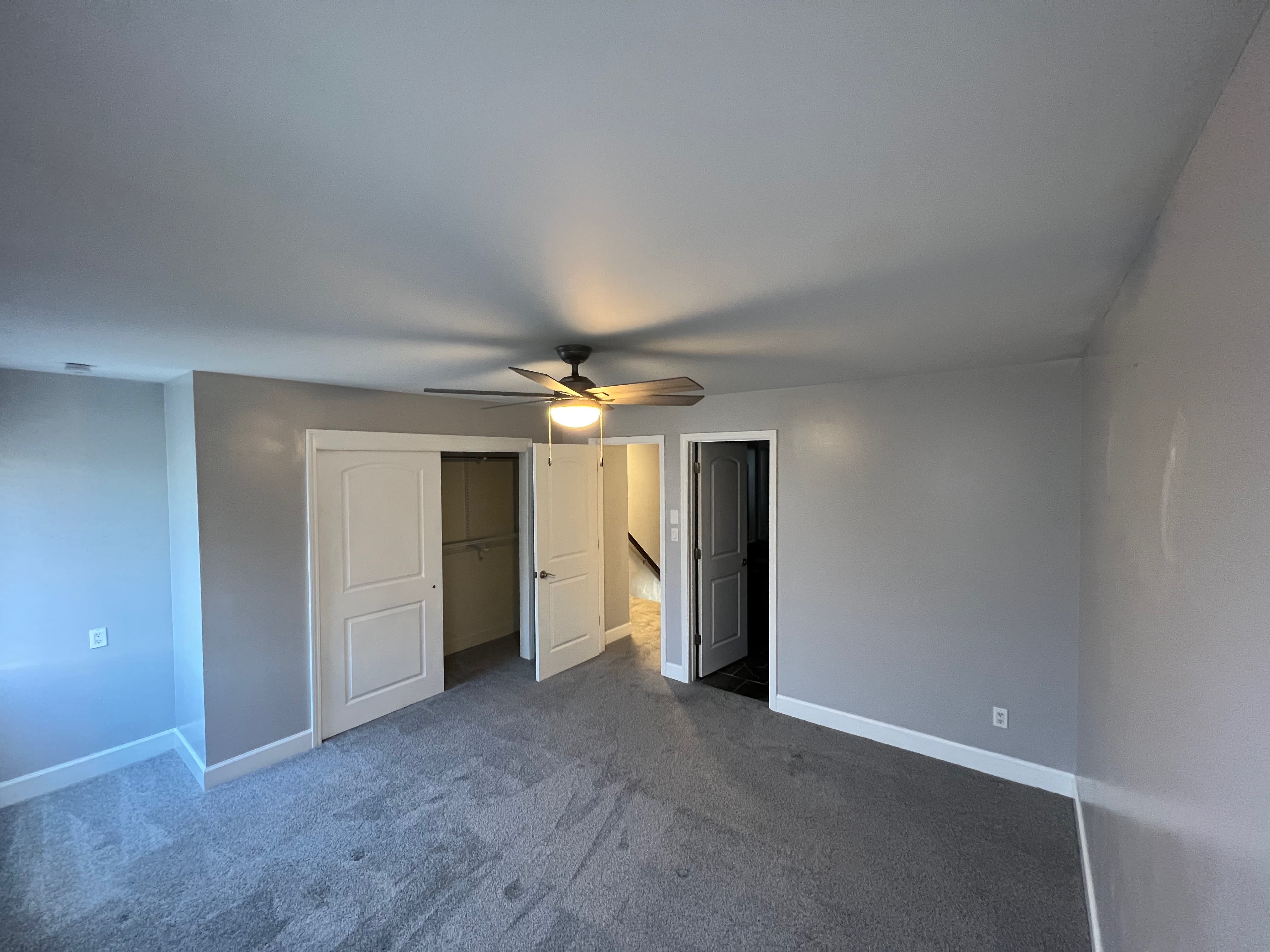 516 West 10th Street – photo 4