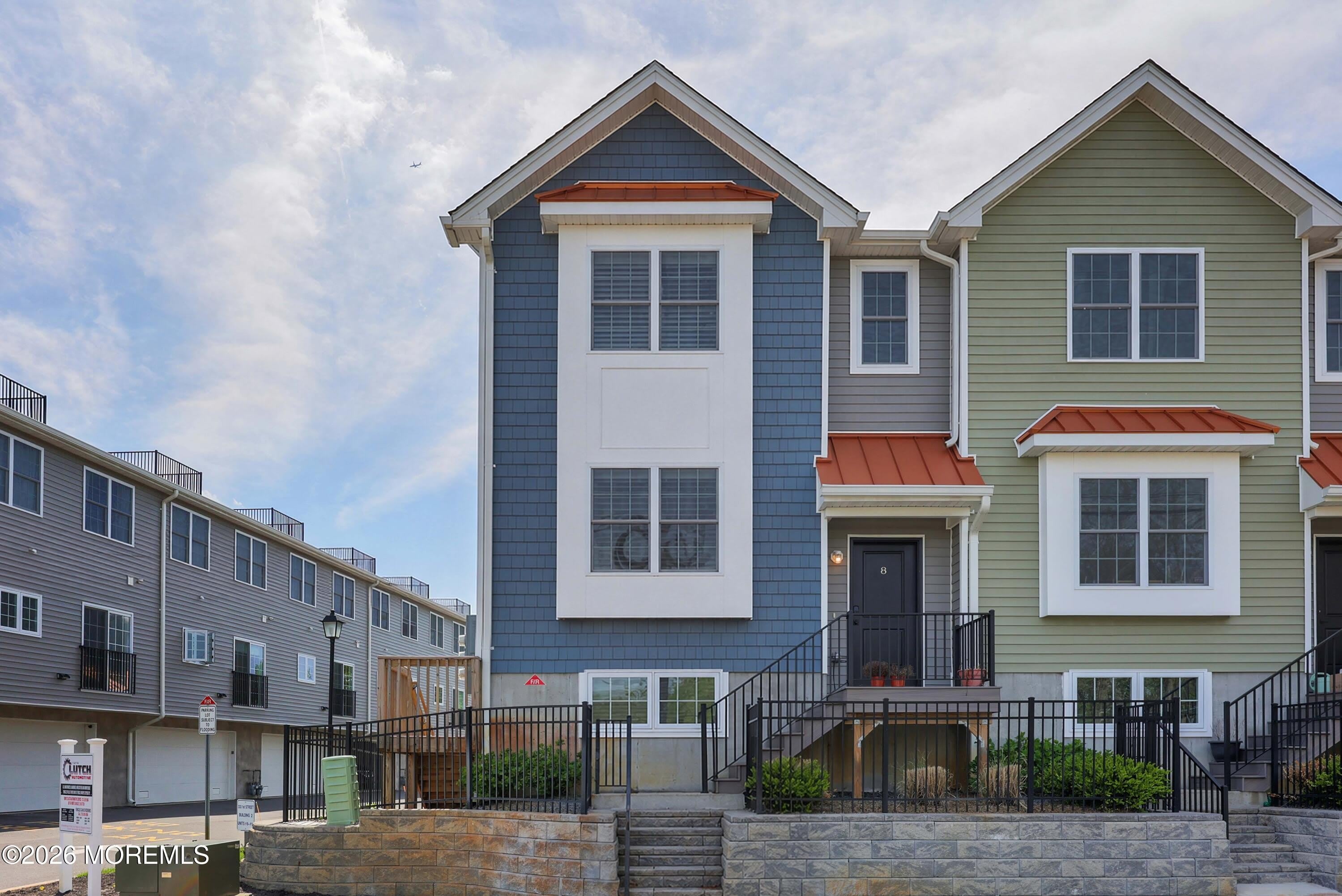 333 First Street – photo 2