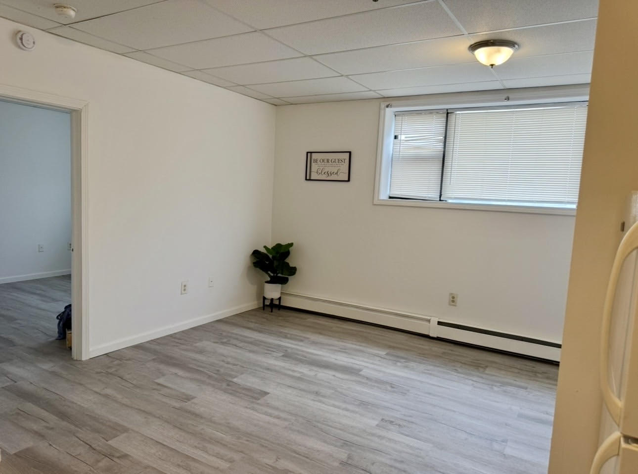 544 Tolland Street – photo 4
