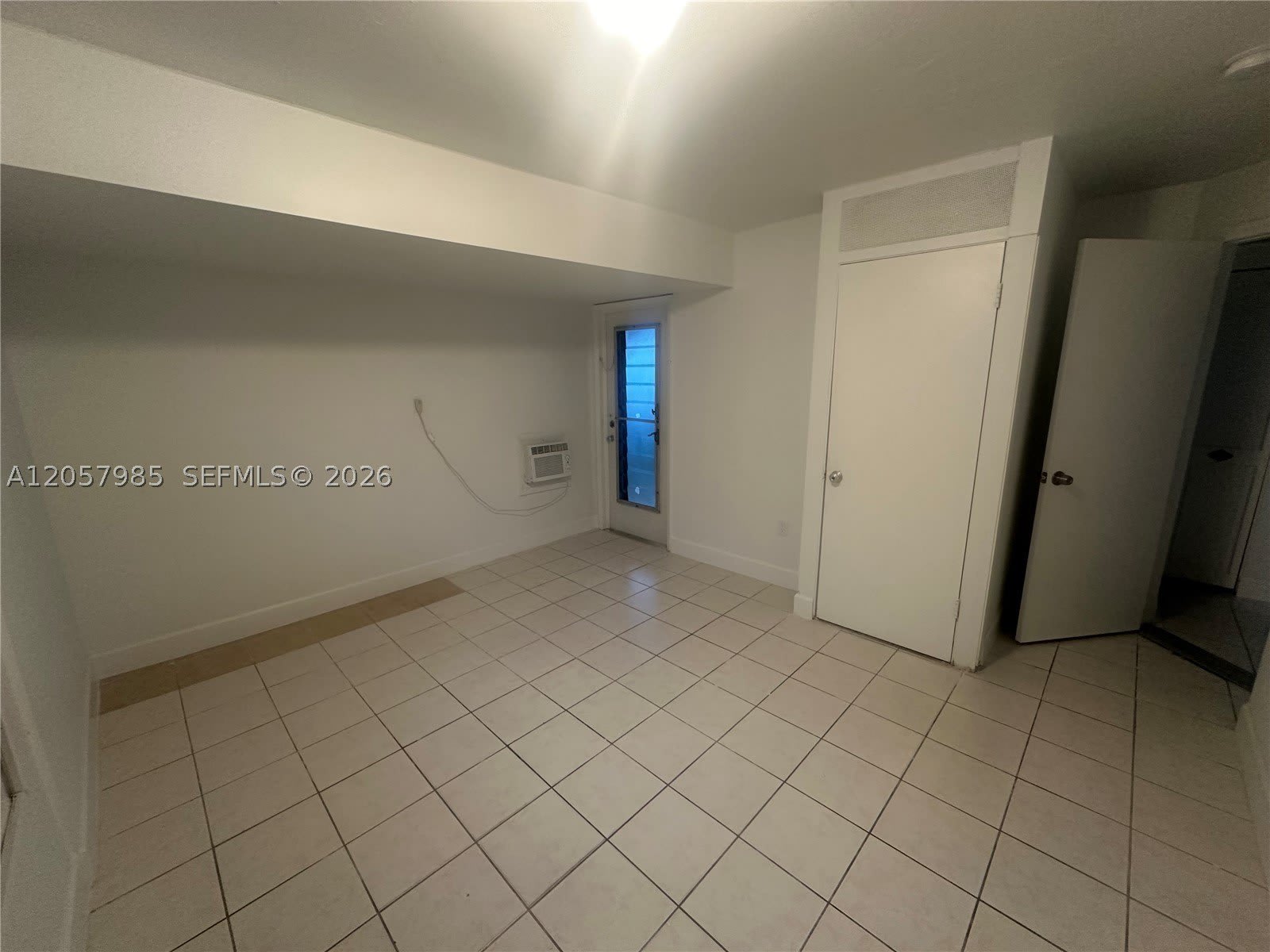 3404 SW 14th St – photo 4