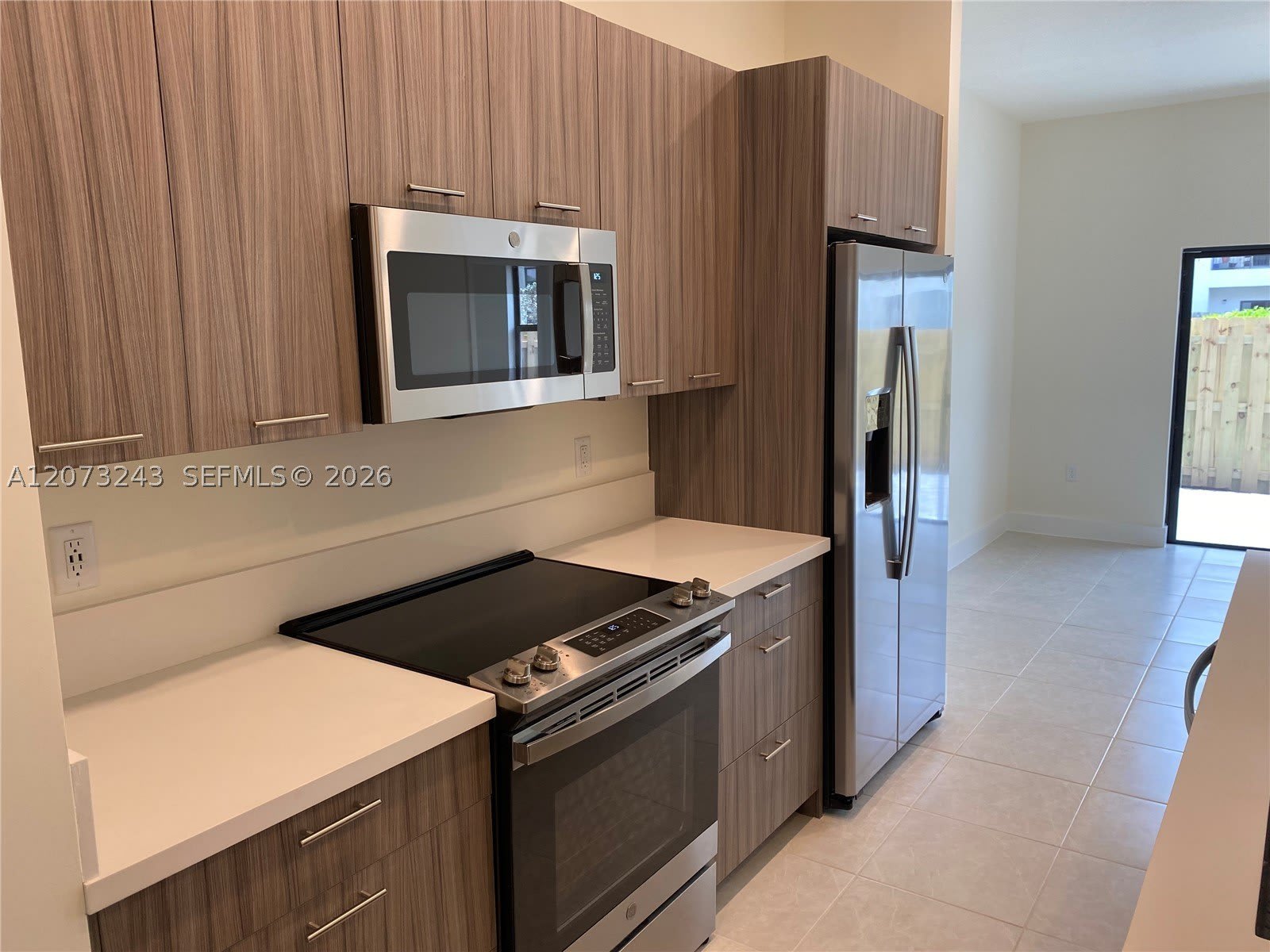 7915 Nw 104Th Ave – photo 5